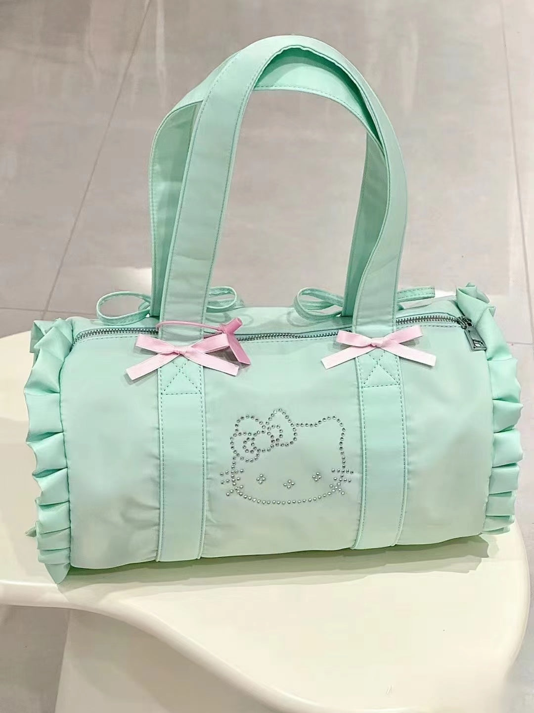 (B)different Hk bags