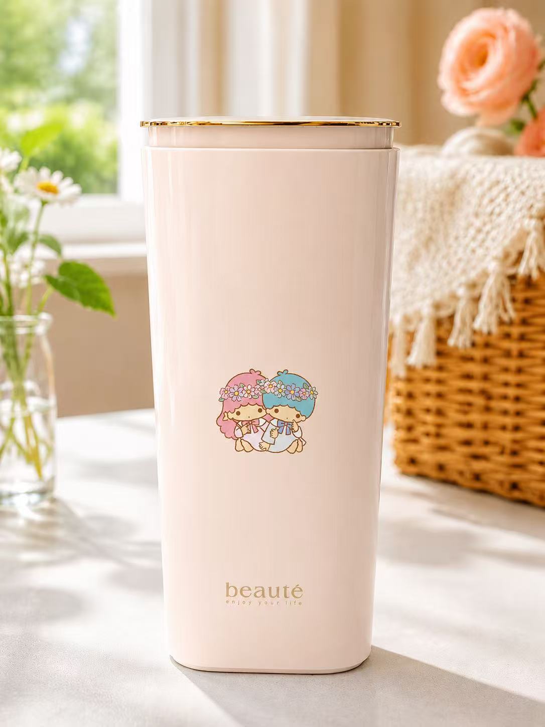 makeup brush case(mikko, hk, usahana, maru, snoopy)